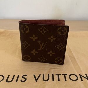 Louis Vuitton Marco Bifold Wallet EUC